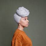 Turbany po chemioterapii - komfort, ochrona i pewność siebie każdego dnia