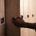 Zwory elektromagnetyczne – jak działają i gdzie znajdują zastosowanie w nowoczesnych instalacjach